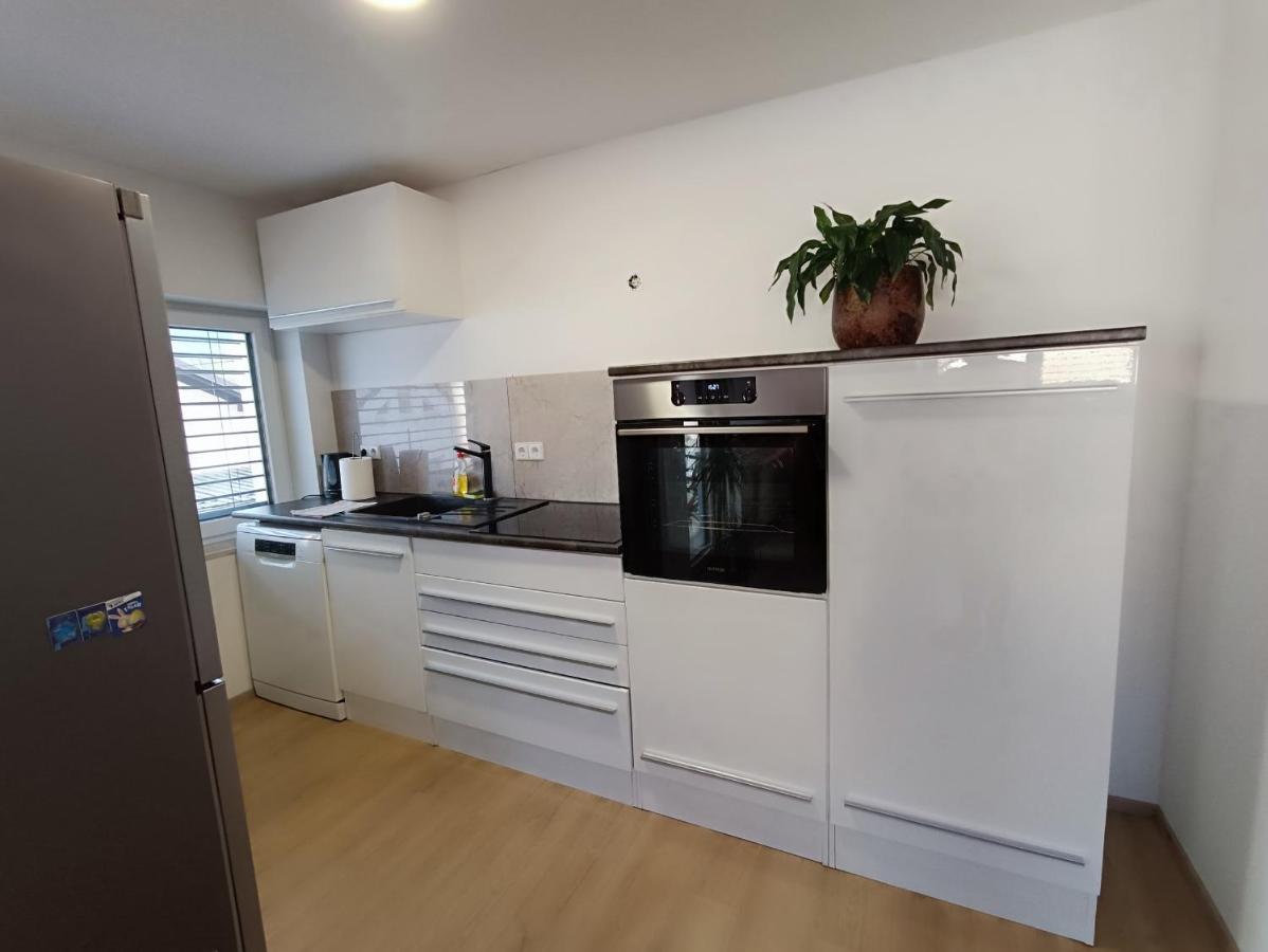 Apartma Frigo Maribor Bagian luar foto